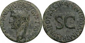 Augustus (27 BC - 14 AD). AE As, 11 AD. Obv. Bare head left. Rev. Legend around large SC. RIC I (2nd ed.) 471; C. 26. AE. 10.70 g. 27.00 mm. A nice ex...