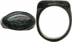 Bronze ring. Balkanic. Inner diameter: 19 mm.