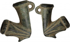Bronze pipe. Balkanic. 30x22x11 mm.