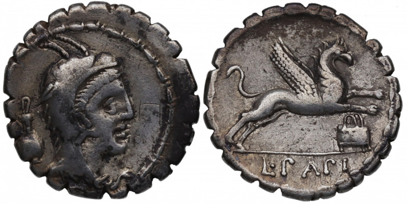 79 a.C. Papia. Roma. Denario. Ag. 3,77 g. Cabeza de Juno Sospita cubierta con la...