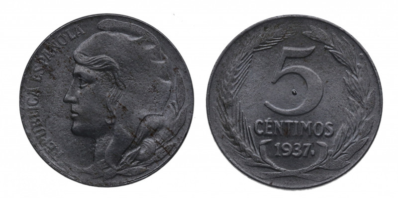 1937. II República (1931-1939). 5 Céntimos. A&C 3. Ag. 3,77 g. ERROR: Exceso de ...