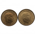 1963*65. Franco (1939-1975). Lote de 2 monedas de 1 Peseta. A&C 65. Cu. FDC / SC. Est.20.