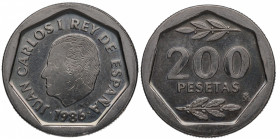 1986. Juan Carlos I (1975-2014). 200 Pesetas. A&C 143. Cu-Ni. Cabeza Grande. EBC+. Est.18.