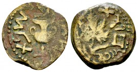 Iudaea, Jewish War AE Prutah 

 Judaea, Jewish War (66-70 CE). Æ Prutah (17-18 mm, 3.09 g). Dated year 2 (67/8 CE).
Obv. Amphora.
Rev. Vine leaf o...