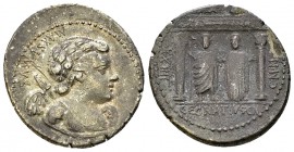 C. Egnatius Cn. f. Cn. n. Maxsumus AR Denarius, 75 BC 

 C. Egnatius Cn. f. Cn. n. Maxsumus. AR Denarius (20 mm, 4.08 g), Rome, 75 BC.
Obv. MAXSVMV...