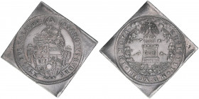 Wolf Dietrich von Raitenau 1587-1612
Erzbistum Salzburg. 1 1/2 fache Talerklippe, 1593. Turmgepräge flach - von allergrößter Seltenheit in diesem Gewi...