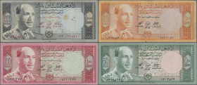 Afghanistan: Nice lot with 18 banknotes of the SH 1340-1342 (1961-1963) ”King Muhammad Zahir” Issue, comprising 4x 10, 2x 20, 3x 50, 6x 100, 2x 500 an...
