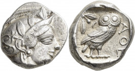 Attika: Athen: AR-Tetradrachme ca. 450 v.Chr. 17,13 g. Kopf der Athena mit lorbeerbekränztem attischem Helm nach rechts / Eule mit Olivenzweig mit Fru...
