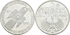 Bundesrepublik Deutschland 1948-2001: 5 DM 1952 D, Germanisches Museum, Jaeger 388. Winzige Kratzer, vorzüglich.
 [differenzbesteuert]