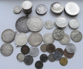 Deutsches Kaiserreich: Kleines Lot mit diversen Münzen aus dem Kaiserreich, dabei: 5er, 3er, 2er, 1 Mark und ½ Mark Stücke sowie ein paar Münzen aus d...