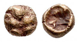Ionia. Uncertain. 1/48 stater. 600-550 BC. (Rosen-301). Anv.: Lydo-Milesian standard. Lion's paw. Rev.: Incuse square punch. El. 0,27 g. Scarce. Choic...