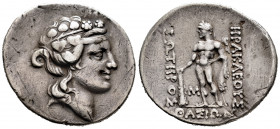 Thrace. Thasos. Tetradrachm. 148-90/80 BC. (Sng Cop-1039). (Bmc-72). (Hgc-6, 359). Anv.: Head of Dionysos to right, wearing ivy wreath. Rev.: HPAKΛEOY...