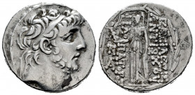 Seleukid Kingdom. Antiochos IX Eusebes Philopator Kyzikenos. Tetradrachm. 113-112 BC. Antioch. (SC-2363a). Anv.: Diademed head right. Rev.: BAΣIΛEΩΣ A...