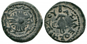 Judaea. Herodes I (The great). 4 Prutot. RY 3 = 38/7 CE. Mint in Samaria (Sebaste?). (Meshorer-45). (Hgc-10, 652). (Hendin-6205). Anv.: Macedonian shi...