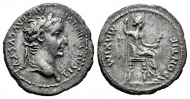 Tiberius. Denarius. 14-37 AD. Lugdunum. (Ric-30). (Bmcre-48). (Rsc-16a). Anv.: TI CAESAR DIVI AVG F AVGVSTVS, laureate head right. Rev.: PONTIF MAXIM,...