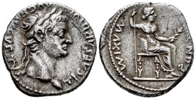 Tiberius. Denarius. 16 AD. Lugdunum. (Spink-1763). (Ric-30). Anv.: TI CAESAR DIVI AVG F AVGVSTVS. Laureate head right. Rev.: PONTIF MAXIM; Livia seate...