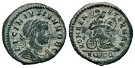 Licinius Junior. Follis. 320 AD. Rome. (Ric-VII 199). Anv.: LICINIVS IVN NOB C, laureate, draped and cuirassed bust to right. Rev.: ROMAE AETERNAE, Ro...