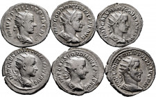 Lot of 6 antoninianus from the Roman Empire. TO EXAMINE. Almost VF/Choice VF. Est...100,00. 

Spanish Description: Lote de 6 antoninianos del Imperi...