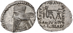 Imperio Parto. Vologases III (105-147 d.C.). Ecbatana. Dracma. (S.GIC. 5831) (Mitchiner A. & C. W. 672). 3,77 g. EBC-.
