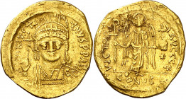 Justiniano I (527-565). Constantinopla. Sólido. (Ratto 460 var) (S. 140). Rayitas. 4,06 g. MBC.