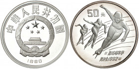 China. 1990. 50 yuan. (Kr. 297). Juegos Olímpicos de invierno - Albertville '92. Patinadoras. Rara. AG. 155,66 g. Proof.