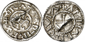 Francia. Carlos el Calvo (840-877). Amiens (Somme). Dinero. (Depeyrot 30 var). Golpe que atraviesa el cospel. Muy escasa. AG. 1,77 g. (MBC).