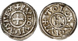 Francia. Luis III (879-882). Tolosa. Dinero. (Depeyrot 1009). Grieta en anverso. Escasa. AG. 1,80 g. MBC.