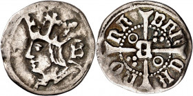 Ferran II (1479-1516). Barcelona. Quart de croat. (Cru.V.S. 1150.1 var) (Cru.C.G. 3082b var). Variante de busto. Muy rara. 0,76 g. MBC.