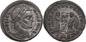 Roman Empire, Siscia Æ Follis - Licinius I (308-324 AD)
3.64g. 20mm. AU/AU IMP LICI-NIVS AVG/ VICT LAETAE PRINC PERP / ΓSIS, VOT / PR. RIC 96.