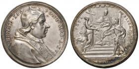 Benedetto XIV (1740-1758). Medaglia 1755 An. XV. Opus: Hamerani. Ricorda l'accordo sulla controversia sorta tra il Regno di Napoli e l'Ordine di Malta...
