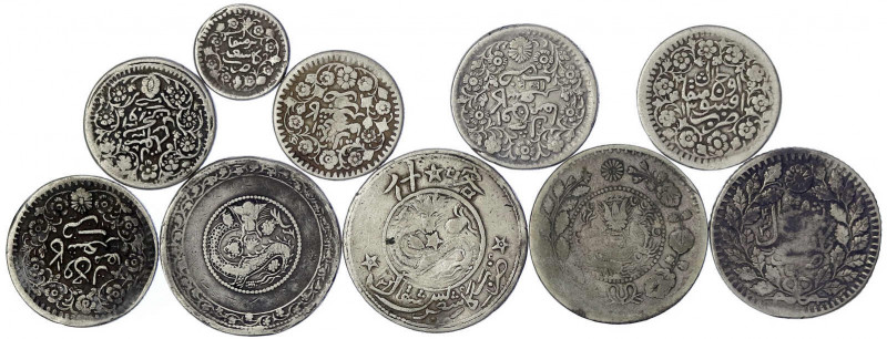 China
Lots bis 1949
10 Silbermünzen der Provinz Sinkiang. Besichtigen. schön b...