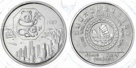 Hongkong
Elisabeth II., 1952-1997
5 Unzen Silberpanda 1987, zur 6. Hong Kong International-Coin-Exposition. Original verschweißt in Originalschatull...