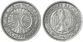 Kursmünzen
50 Reichspfennig, Nickel 1927-1938
1932 E. Interessante Lichtenrader Prägung auf der Adlerseite. vorzüglich. Jaeger 324.