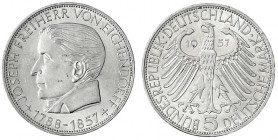 Gedenkmünzen
5 Deutsche Mark, Silber, 1952-1979
Eichendorff 1957 J. vorzüglich/Stempelglanz, kl. Randfehler. Jaeger 391.