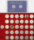 Lots
33 Gedenkmünzen: 28 X 10 Mark 1981 Hegel, 5 Mark Alexanderplatz, 2 X Neues Palais und Satz Sanssouci/Neues Palais Potsdam. meist prägefrisch