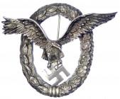 Deutschland
Drittes Reich, 1933-1945
Flugzeugführer-Abzeichen ohne Hersteller. Juweliersanfertigung Silber 900. 36,73 g. vorzüglich. Niemann 7.07.01...
