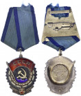 Russland
Sowjetunion, 1917-1991
Orden des Roten Arbeitsbanners am Band. Verleihungsnummer 509443. vorzüglich. Barac 956.