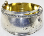 Silber
Lettland
Konfektschale mit Tragebügel, Silber 875/1000. Innenvergoldung. Durchmesser 100 mm; 195,42 g. kl. Lötreparatur