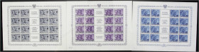 Ausland
Polen
160 Jahre Verfassung der Vereinigten Staaten von Nordamerika 1948, drei nummerierte postfrische Kleinbögen zu 16 Werten mit vier Zierf...
