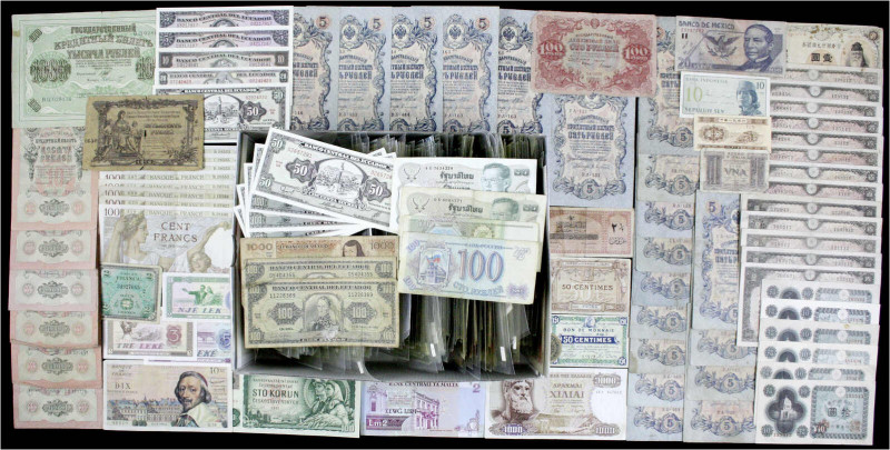 Lots
Ausland
Karton mit ca. 1800 Banknoten aus Europa und der ganzen Welt. Wil...