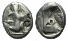 Achaemenid Empire, time of Xerxes II to Artaxerxes II, c. 420-375 BC. AR Siglos (16mm, 5.52g). Persian king or hero in kneeling-running stance r., hol...
