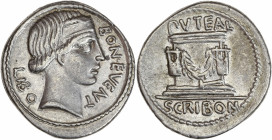 Lucius Scribonius Libo (62 av J.-C.) - Ar - Denier - Rome.
A/ BON. EVENT/ LIBO,
tête de Bonus Eventus diadémée à droite.
R/ PVTEAL, exergue. SCRIBON, ...