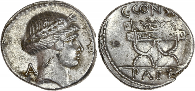 Caius Considius Pætus (46 av J.-C.) - Ar - Denier - Rome. 
A/ ANÉPIGRAPHE, 
tête...