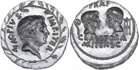 BECKER Counterfeits - Sextus Pompée (42-40 ou 37/6 av J.C. ) - Étain - Aureus.
A/ MAG . PIVS . IMP . ITER,
tête de Sextus Pompée dans une couronne de ...