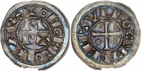 Béarn - Les Centulles - Ar - Obole.
A/ CENTVLLO COM.
Croix cantonnée de 2 besants,
R/ ONOR FORCAS.
PAX dans le centre.
14mm - 0.6g - FDC - Monnaie dan...