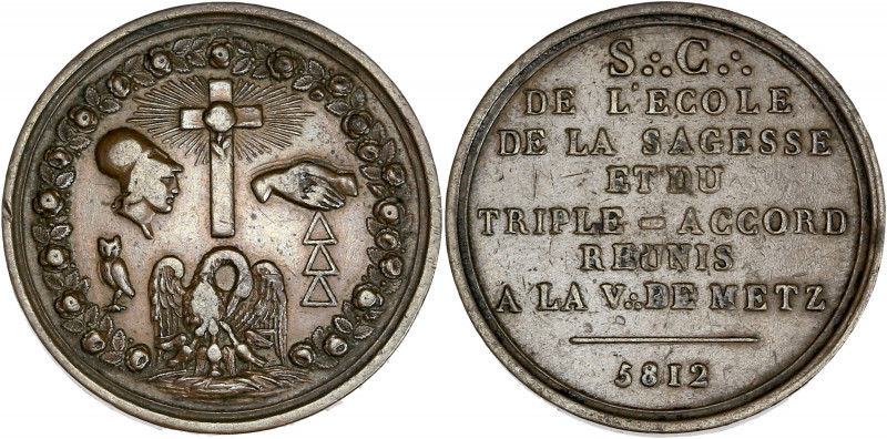 Orient de Metz - Loge l'École de la Sagesse et le Triple Accord Réunis. 
Cuivre....