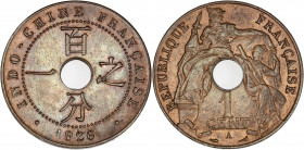 Indochine - Bronze - 1 centime 1926 A,Paris.
A/ République assise à gauche.
R/ Valeur dans une couronne.
26mm - 4.9g - SPL.