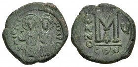 JUSTIN II with SOPHIA (565-578). Follis. Constantinople. Dated RY 5 (569/70).
Obv: D N IVSTINVS P P AVG.
Justin, holding globus cruciger, and Sophia...
