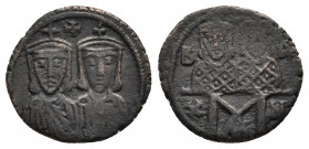 LEO IV with CONSTANTINE VI, CONSTANTINE V and LEO III (775-780). Follis. Constantinople.
Obv: Crowned and draped facing busts of Constantine VI and L...