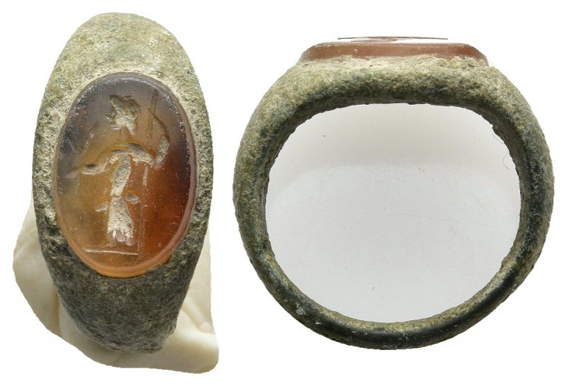 ROMA RING with INTAGLIO.(Circa 1st - 2nd Century).Ae.

Condition : Very fine....